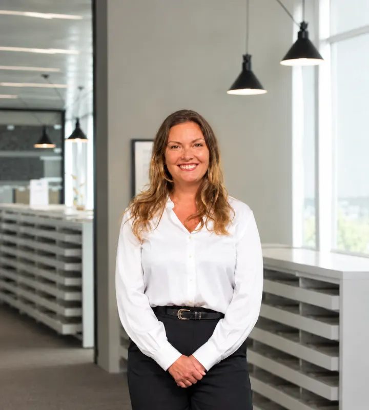 Cyrielle, Responsable Aménagement Intérieur - Série Les Clés du Neuf sur M6+
